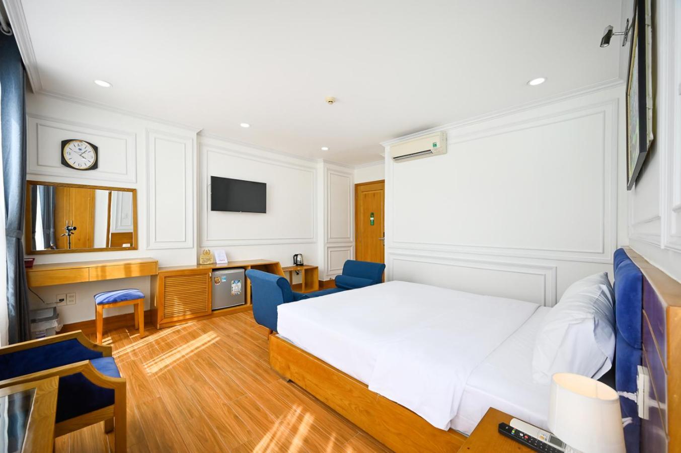 Vivian Airport Hotel Saigon Ho Chi Minh-stad Buitenkant foto