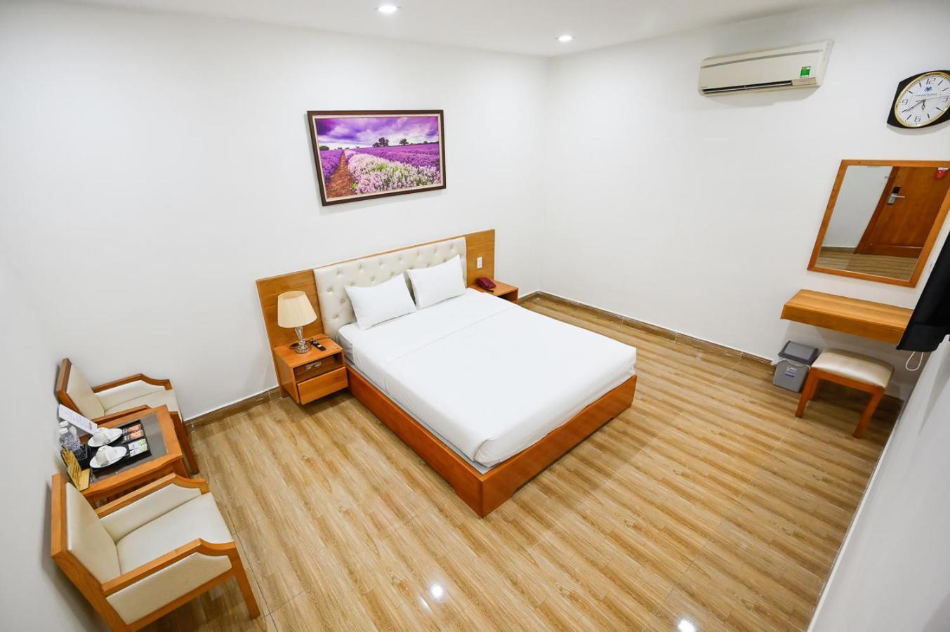 Vivian Airport Hotel Saigon Ho Chi Minh-stad Buitenkant foto