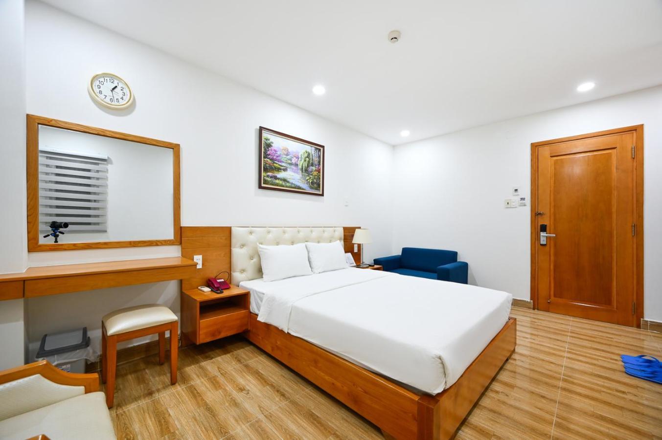 Vivian Airport Hotel Saigon Ho Chi Minh-stad Buitenkant foto